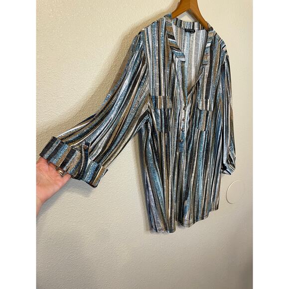 Ava & Grace Boho Retro Brown & Blue Striped Roll Tab Sleeve Half Button Top 1X - Picture 10 of 11